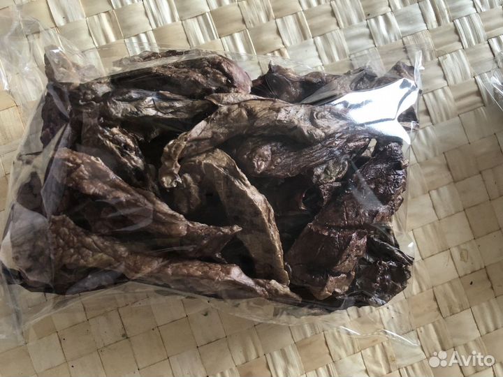 Лакомства для собак и кошек