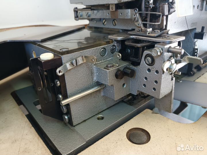 Оверлог Текстима Textima 8515. Петлители