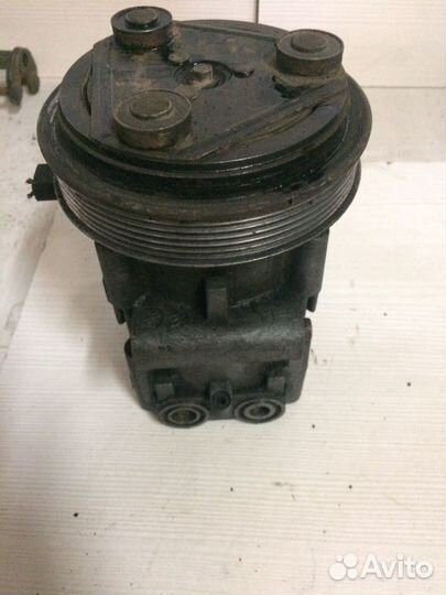 Компрессор кондиционера Форд Фокус1