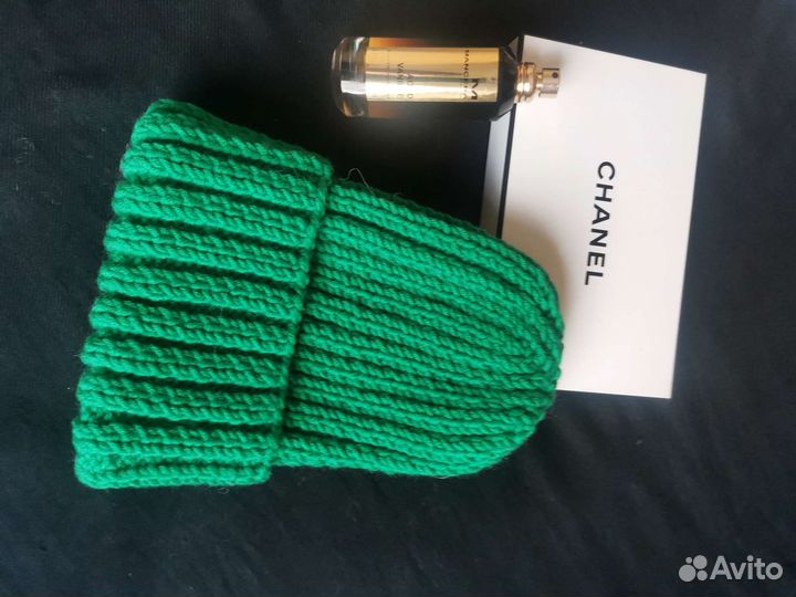 Шапка женская и мужская вязаная ручная работа