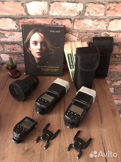 Продам вспышки Godox, синхронизатор, объектив