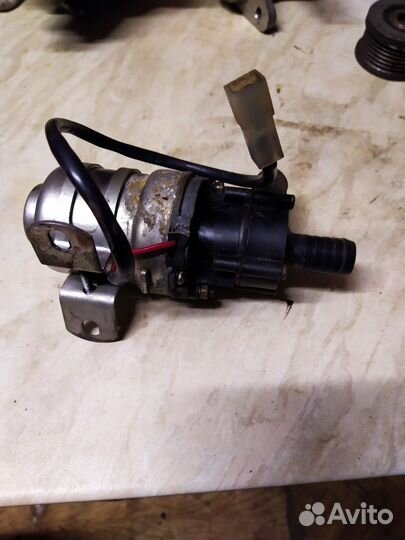 Насос охлаждающей жидкости