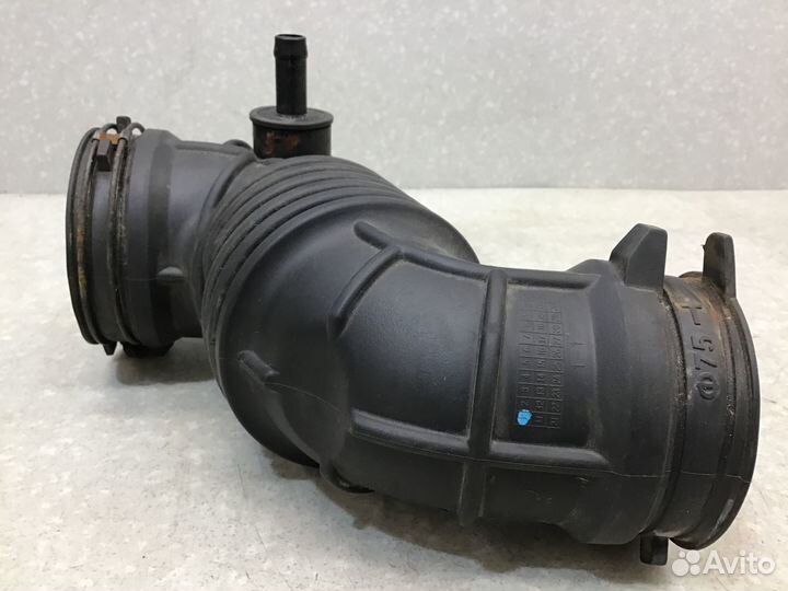 Патрубок воздушного фильтра Hyundai Solaris 2017