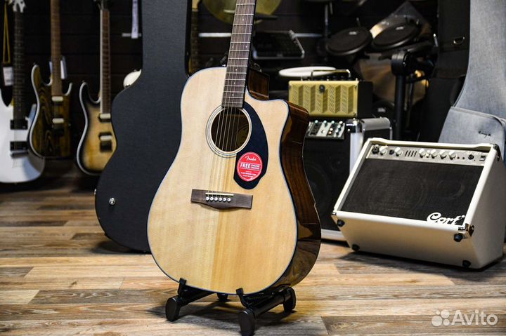 Электроакустическая гитара Fender (Комплект)