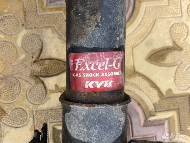 Амортизатор передний Honda cr-v