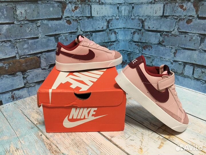 Kids Nike blazer low