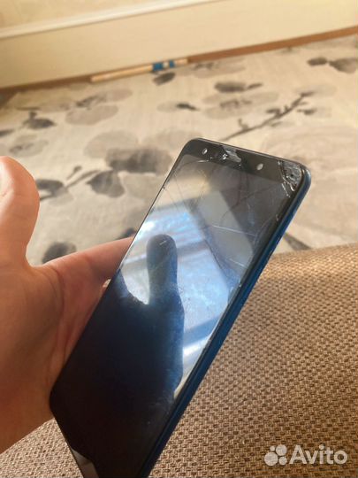 Samsung Galaxy A7 (2018), 4/64 ГБ