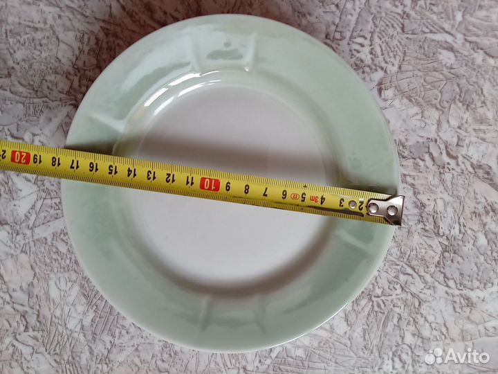 Набор фарфоровых тарелок (СССР) 6 шт