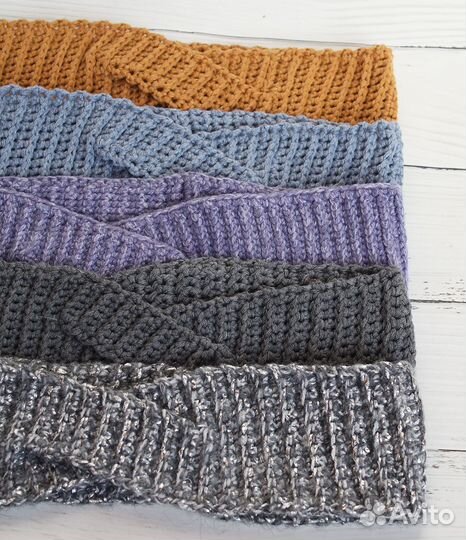 Повязка на голову вязаная