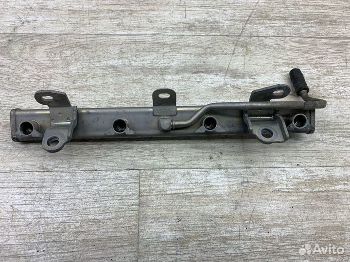 Рампа топливная Suzuki Vitara внедорожник M16A