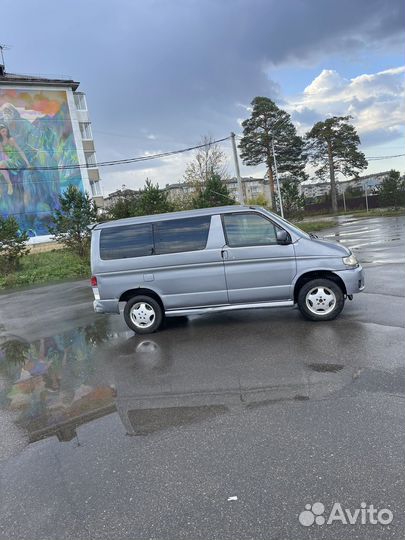 Mazda Bongo Friendee 2.0 AT, 2002, 215 365 км