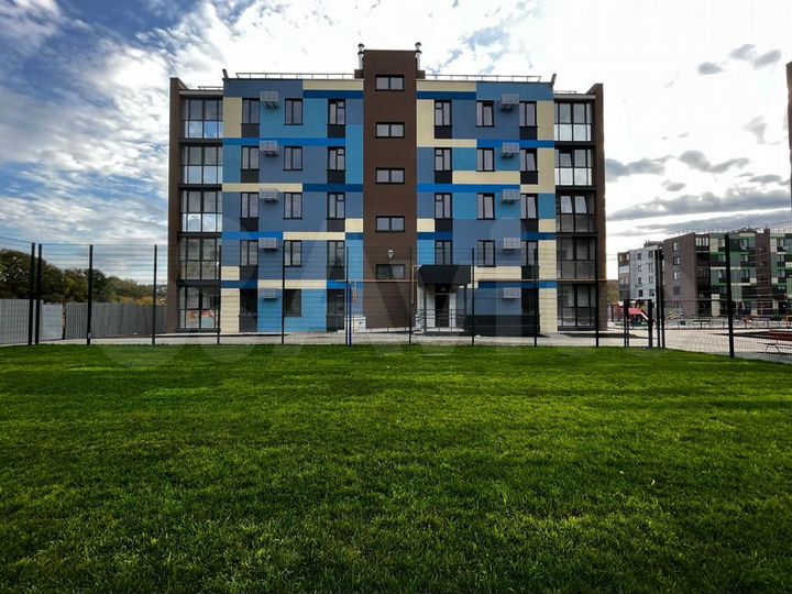 3-к. квартира, 97,8 м², 1/5 эт.