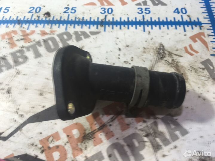 Шкода Румстер Корпус термостата