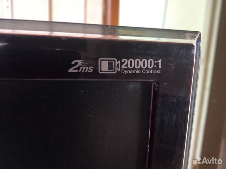 Монитор Samsung