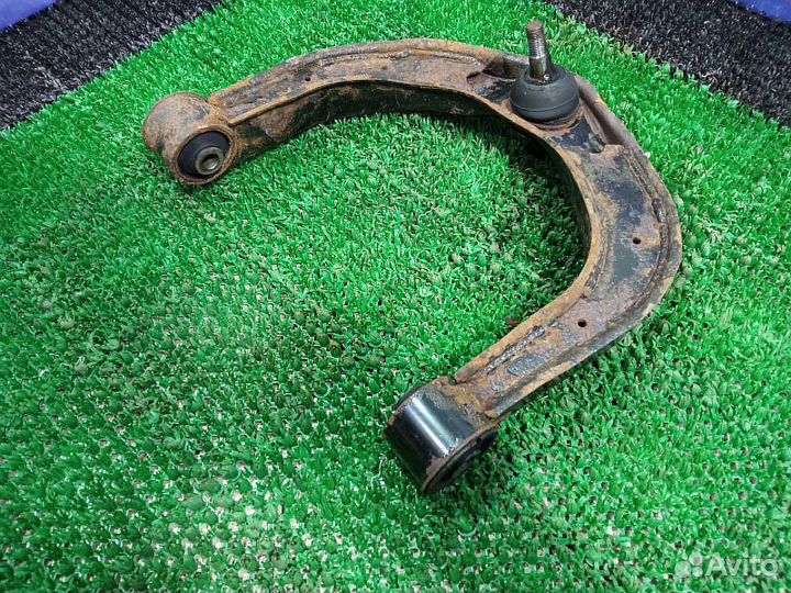 Рычаг передний верхний правый Nissan Patrol