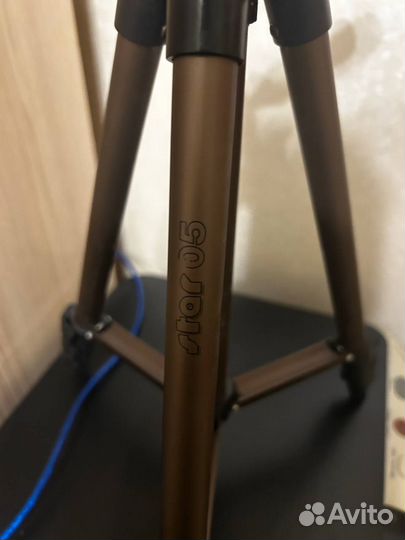 Штатив для фотоаппарата