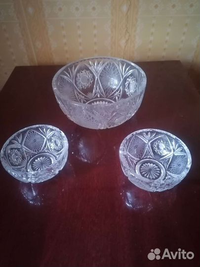 Хрустальный набор салатников