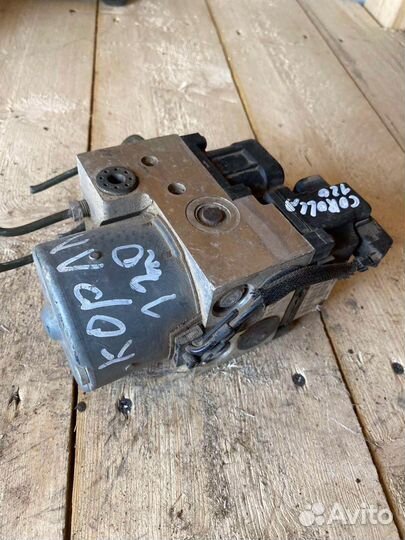 Блок Abs Toyota Corolla 120