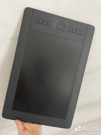 Графический планшет wacom intuos pro