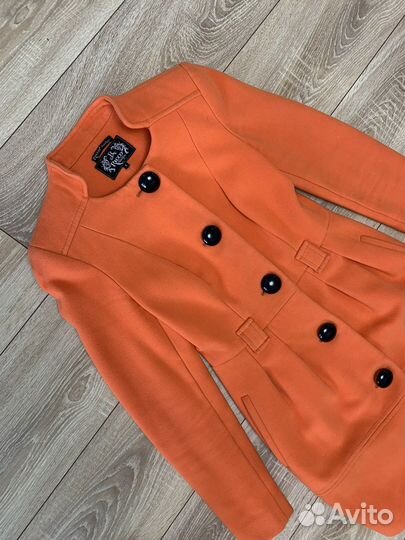 Пальто женское 42