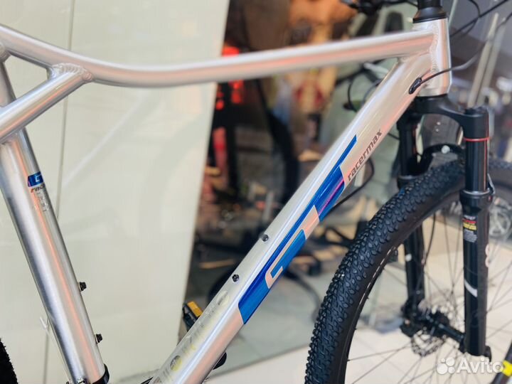 Велосипед GT racermax