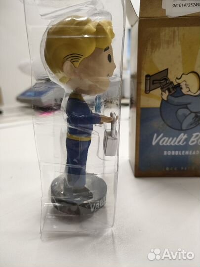 Lock pick Vault boy bobblehead 111