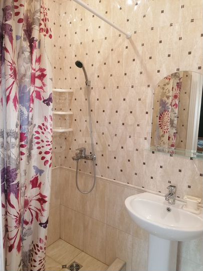 Комната 20 м² в 1-к., 1/2 эт.