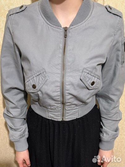 Ветровка короткая