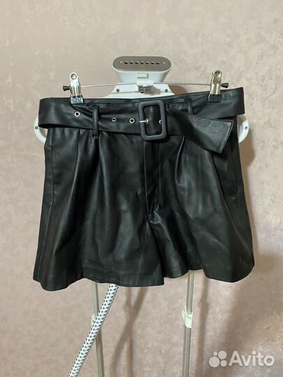 Кожаная юбка шорты
