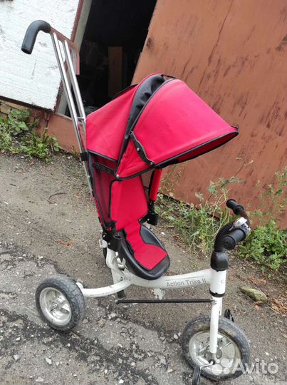 Детский велосипед с родительской ручкой б/у