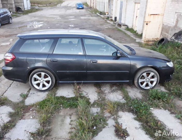 Subaru Legacy 2008 г по запчастям