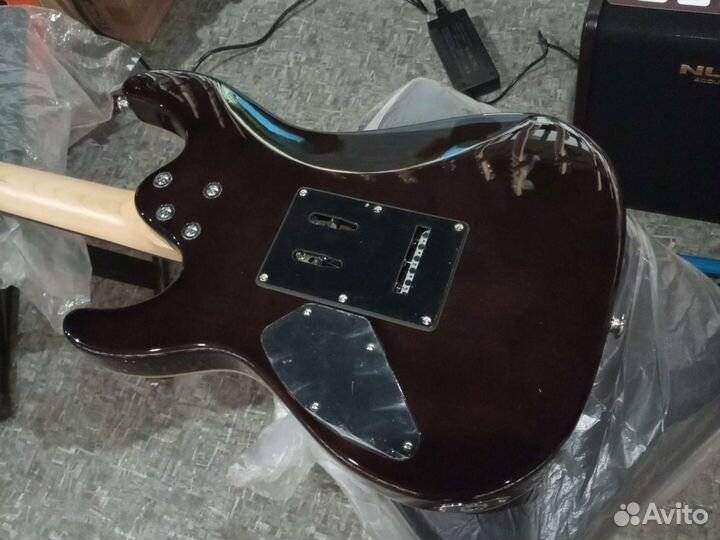 Электрогитары Magna Полосатый Глянец