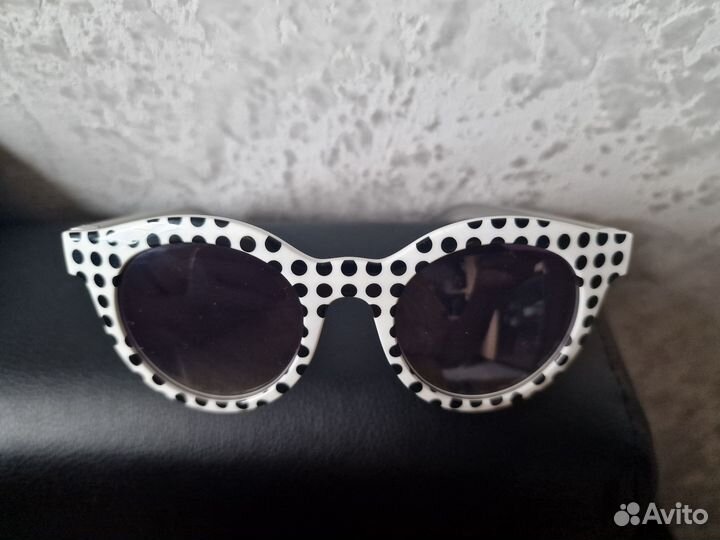 Продаю солнцезащитные очки Swatch