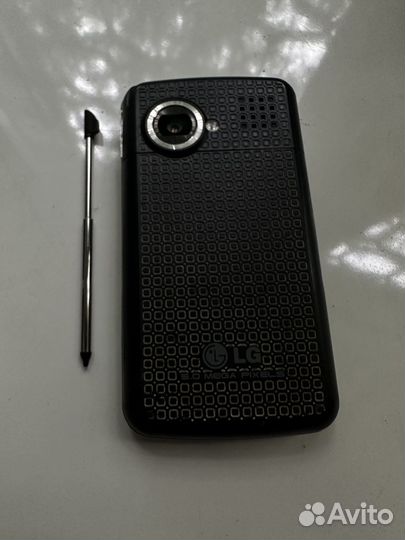 Сотовый телефон LG KS660