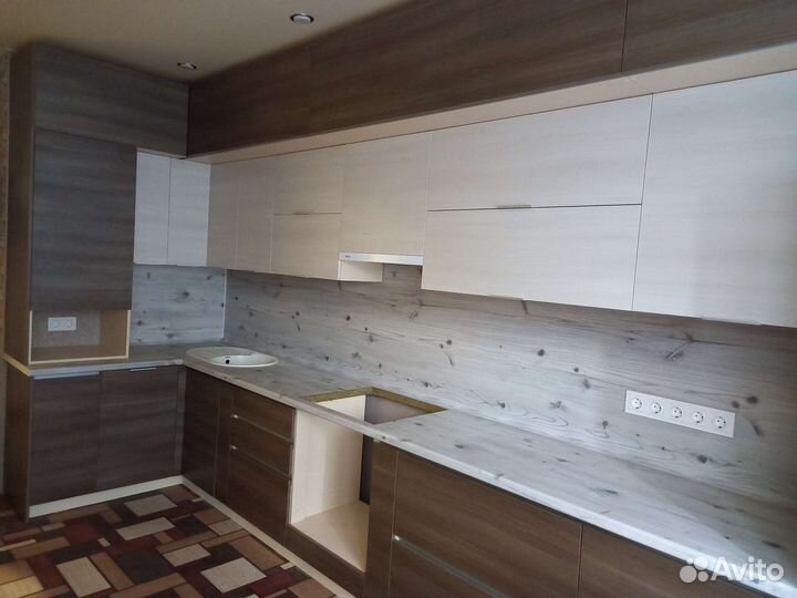 Кухонный гарнитур на заказ двухярусный