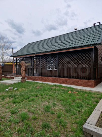 Дом 200 м² на участке 8 сот.