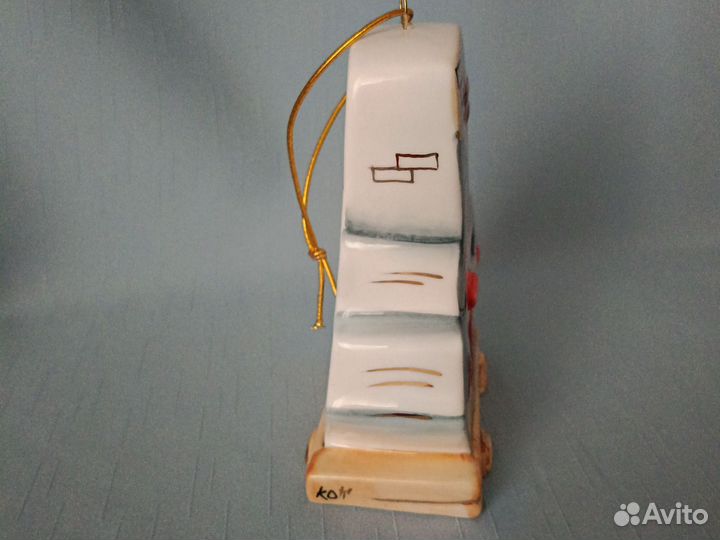 Лефортовские фарфоровые елочные игрушки