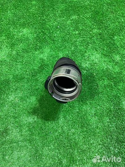 Патрубок охлаждения Mercedes-Benz A 177 608.915