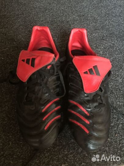 Футбольные бутсы adidas 42 размер