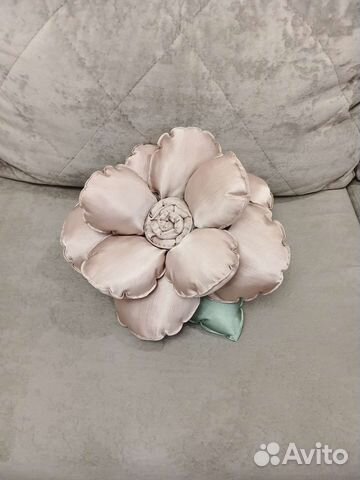 Подушки декоративные две штуки