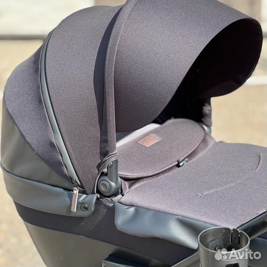 Коляска 2 в 1 Luxmom 808