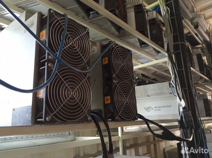 Асик Whatsminer M50 120 TH/s