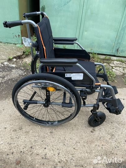 Коляска инвалидная