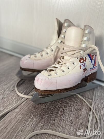 Коньки фигурные