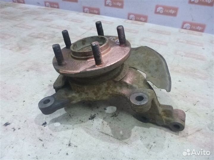 Кулак поворотный передний правый Mazda Xedos 6