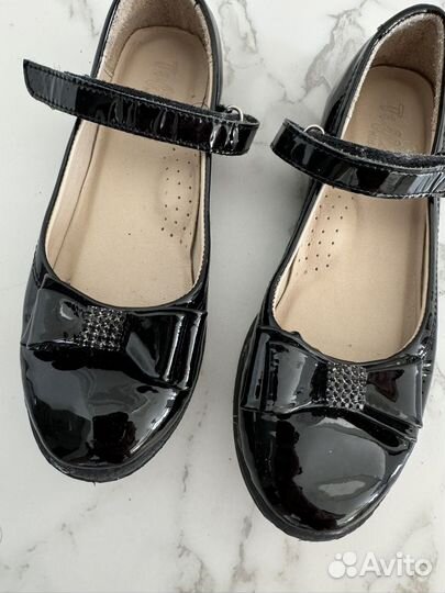 Лакированные туфли с бантиком для девочки 32 р
