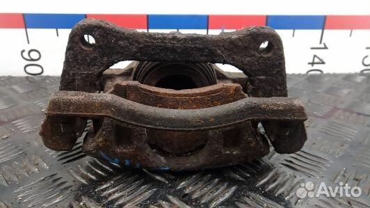 Суппорт тормозной передний правый dodge nitro (2GS18N701)