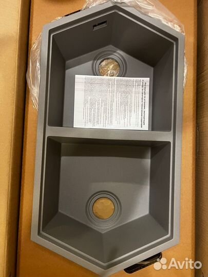 Кухонные мойки из камня