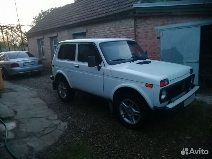 LADA 4x4 (Нива) 1.7 МТ, 2003, 78 000 км