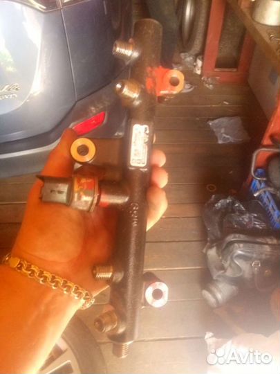 Топливная рампа Форд Куга